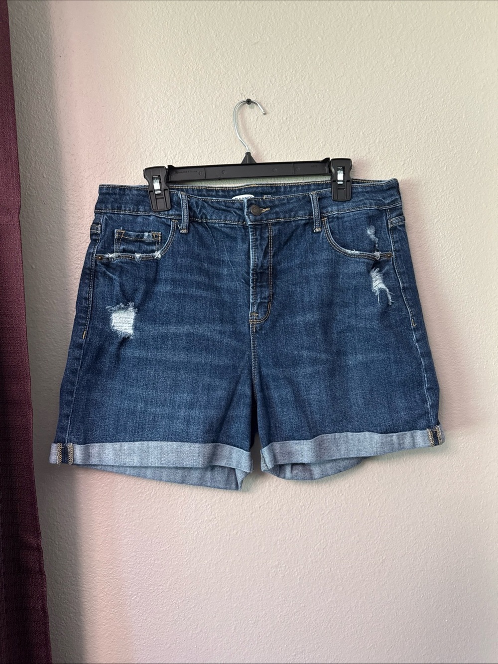 B5/4 Old Navy High-Rise Distressed Cuffed Denim Shorts Size 14
